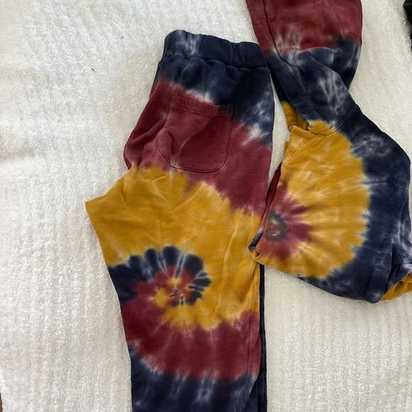 Stateside Tie Dye cropped Sweatpants - Picture 2 of 3